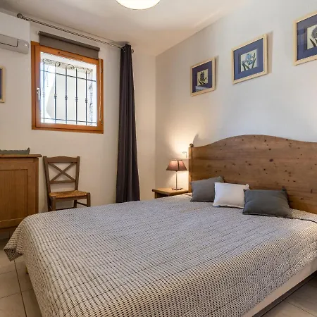 Chez Beatrice Et Pascal By Interhome