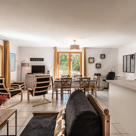 Chez Beatrice Et Pascal By Interhome